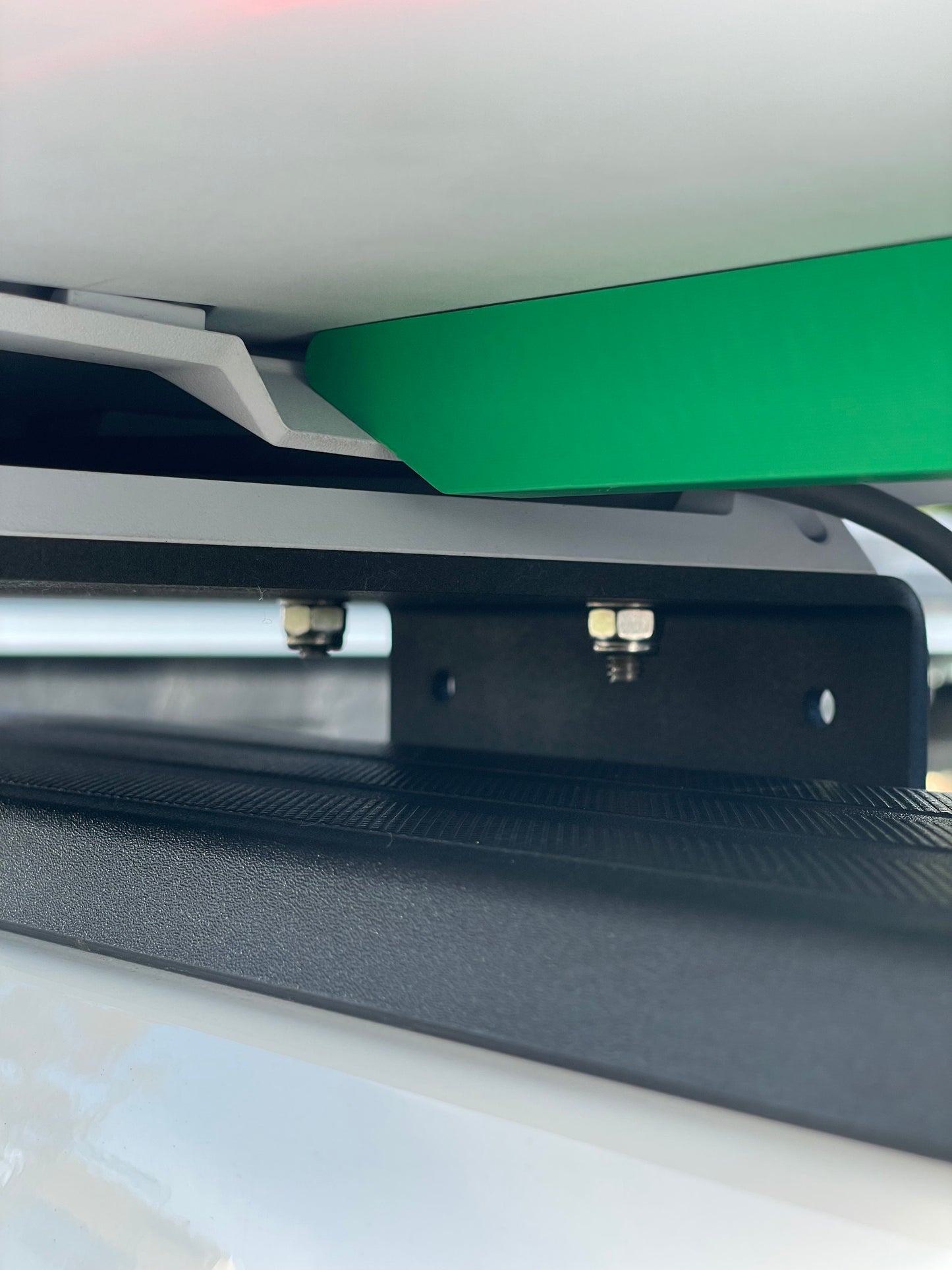 EZ Kickstand Release Bar For Standard Starlink
